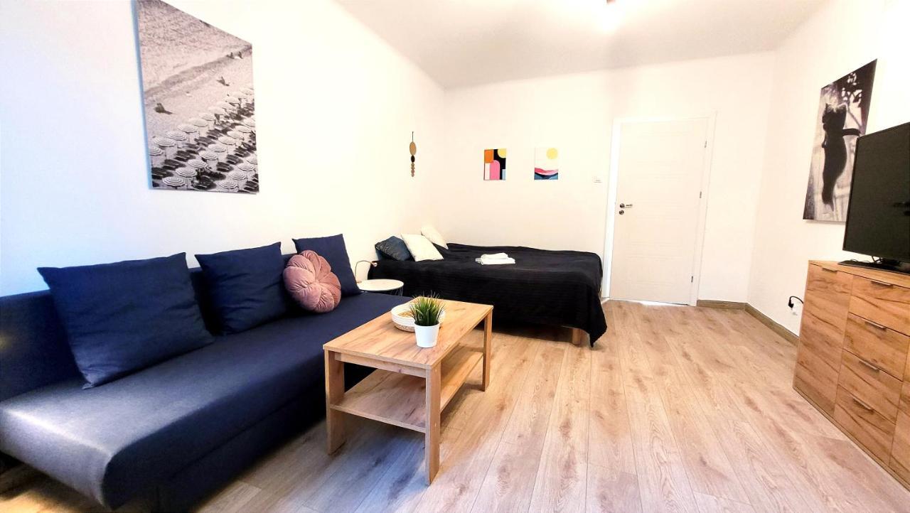 Great Life - Apartment Next To Metro Station Warszawa Zewnętrze zdjęcie